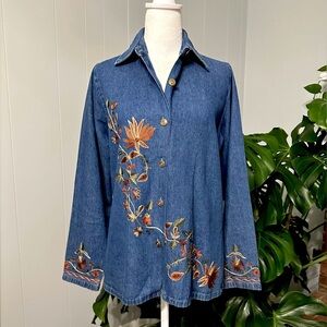 🛍️ Maggie & Max 100% Cotton embroidered shirt Size Small excellent condition